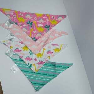 Le Bebe Bandana Bibs Dinosaurs 4 Pack‎ Girl Dino